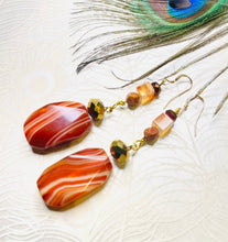 Load image into Gallery viewer, Orange Carnelian &amp; bronze crystal earring